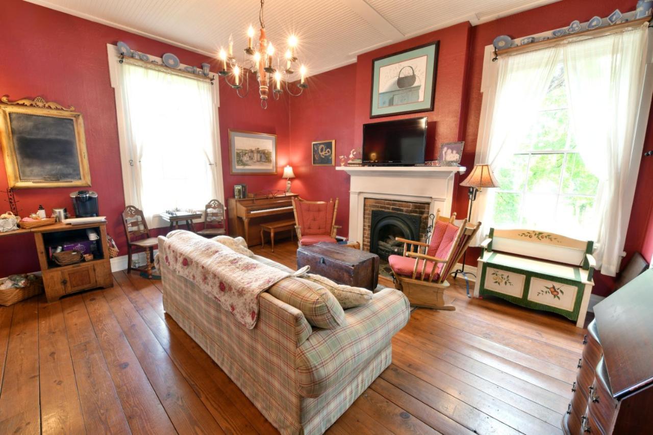 Bed and Breakfast The Pines Of Dresden Экстерьер фото
