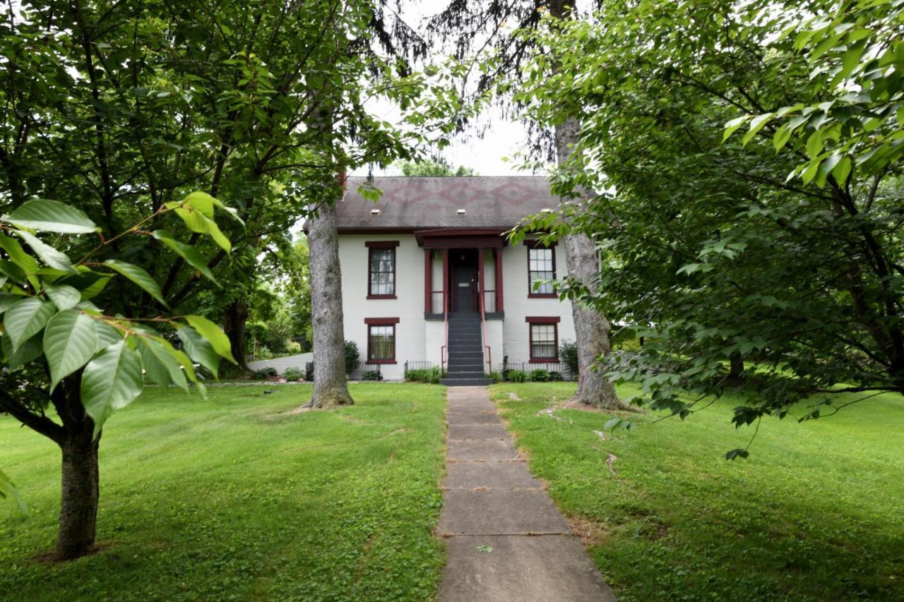 Bed and Breakfast The Pines Of Dresden Экстерьер фото